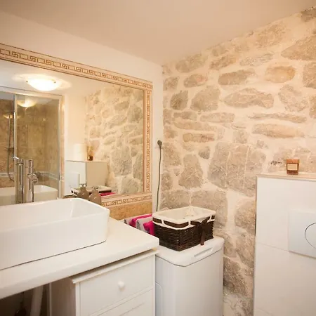 House - Dama Spalato