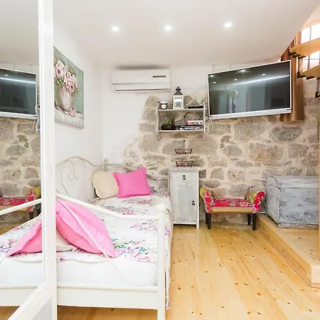 House - Dama Apartman